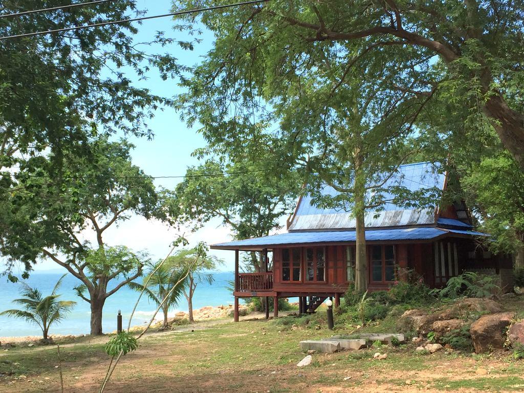 Koh Talu Island Resort Bang Saphan Noi Exterior photo